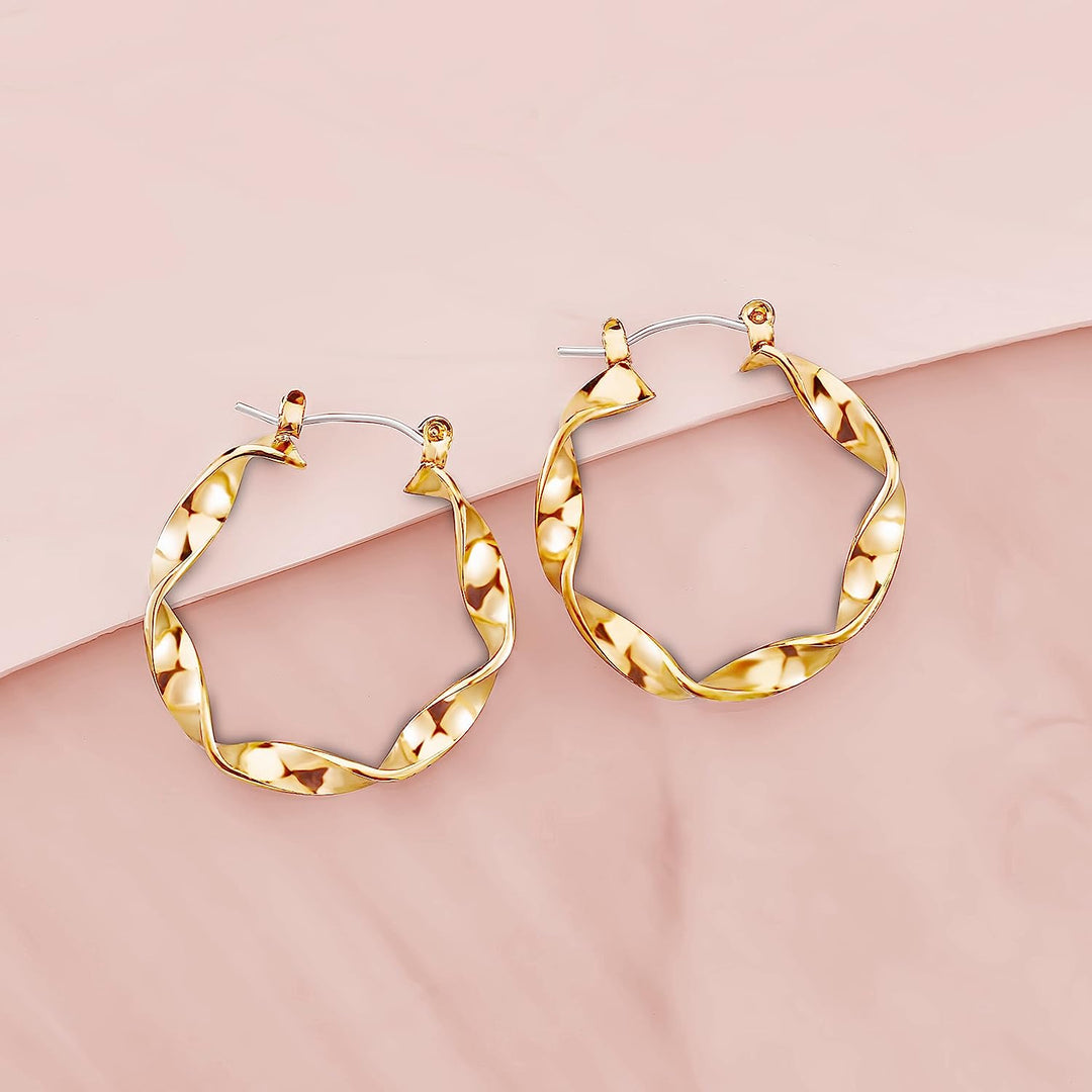 Pera Jewelry 14K Gold Plated Twisted Hollow Hoop Earrings, Hypoallergenic Hoop Earrings for Women with Gift Box | Minimalist, Tiny Dainty Earrings