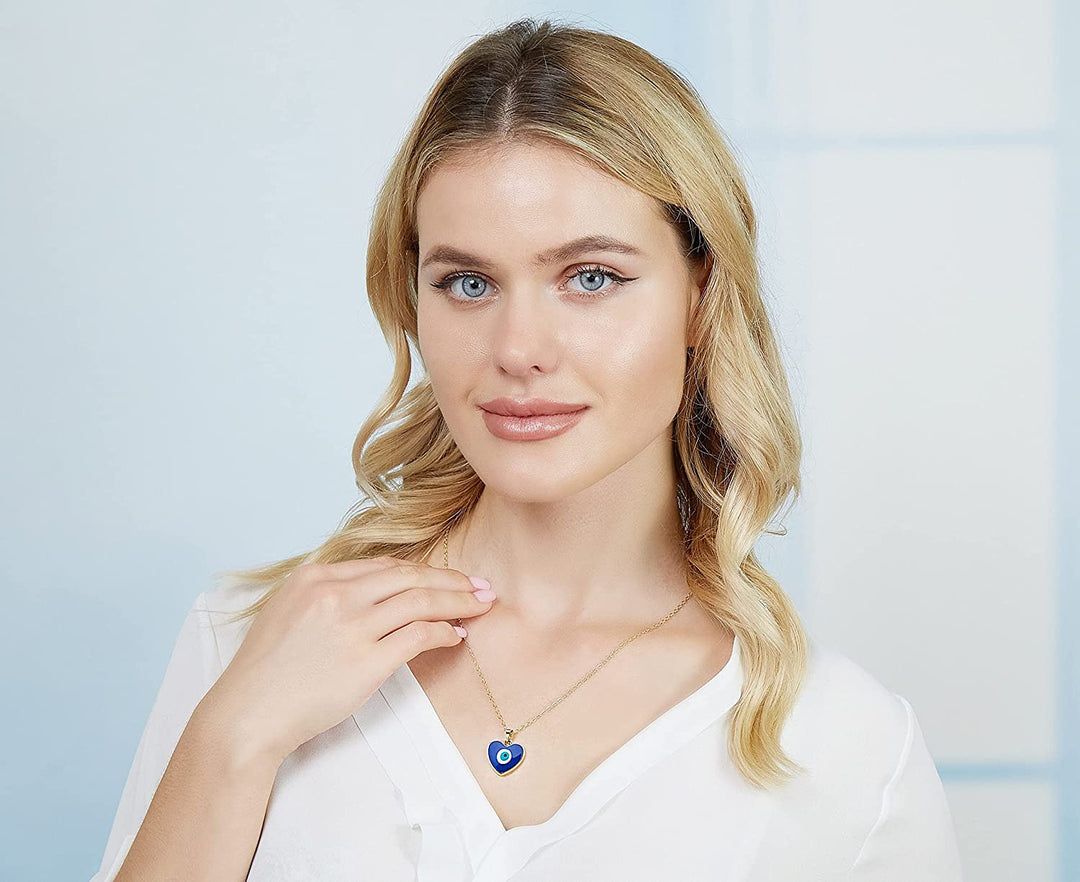 Pera Jewelry 14K Gold Plated Evil Eye Pendant, Heart Evil Eye Necklace for Women with Gift Box | Adjustable Chain, Minimalist, Tiny Dainty Choker Necklaces