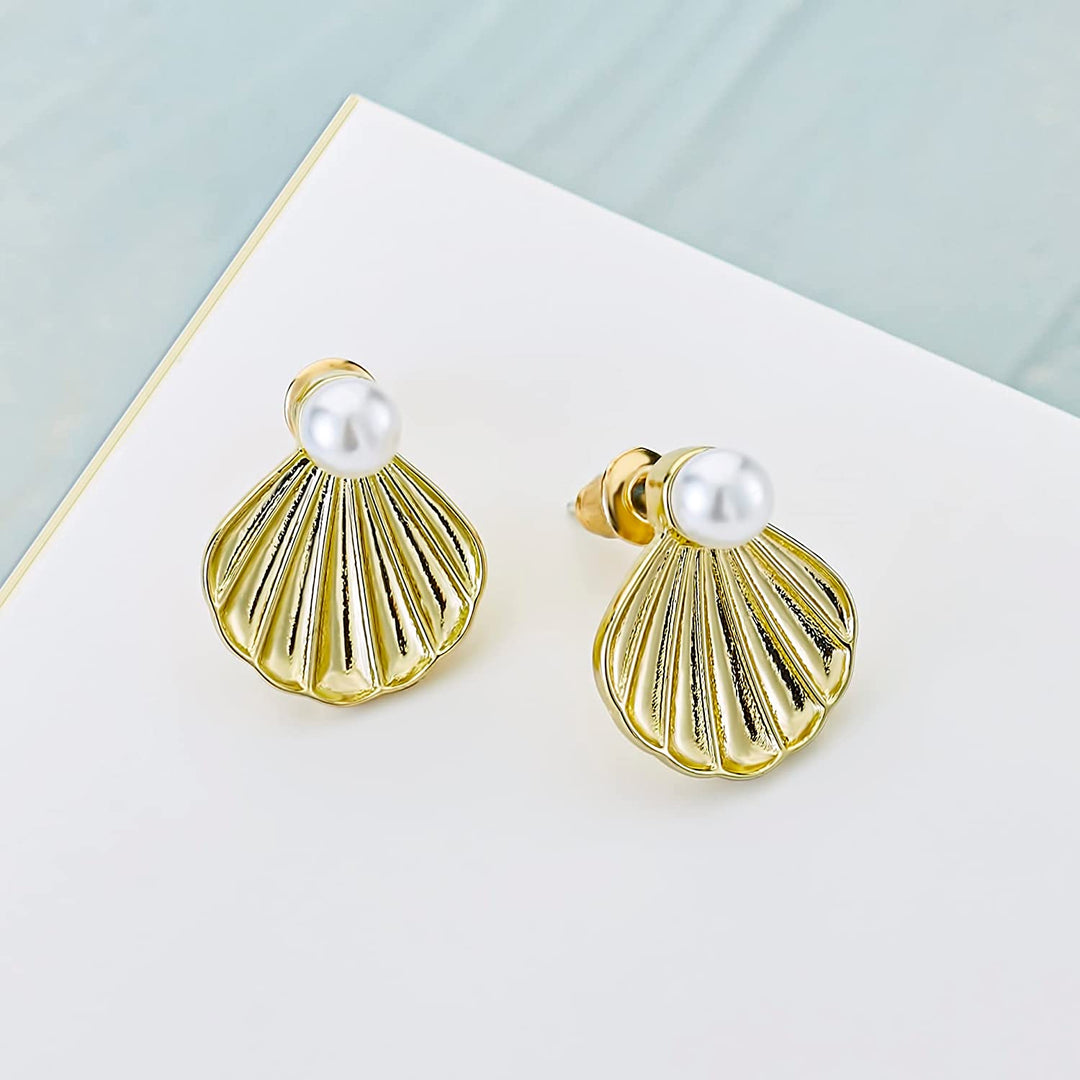 Pera Jewelry 14K Gold Plated Freshwater Cultured Pearl Earrings, Seashell Pearl Earring for Women with Gift Box | Minimalist, Tiny Dainty Pearl Earrings