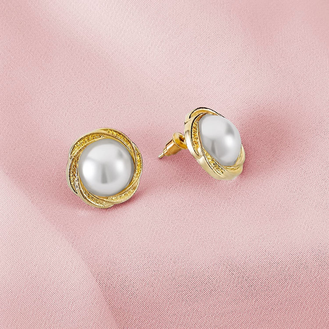 Pera Jewelry 14K Gold Plated Freshwater Cultured Pearl Earrings, Pearl Stud Earrings for Women with Gift Box | Minimalist, Tiny Dainty Pearl Earrings